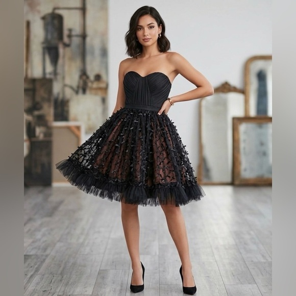 Minuet Petite Dresses & Skirts - NWOT, Minuet Petite Black and Pink Textured Dress